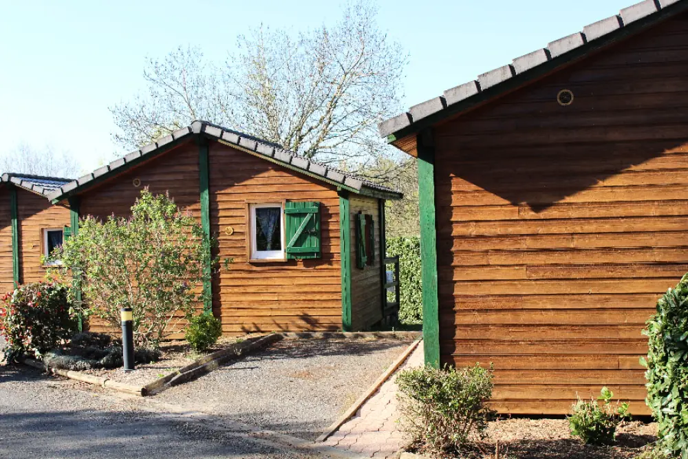 Camping du Lac de Bonnefon 3 étoiles★★★
