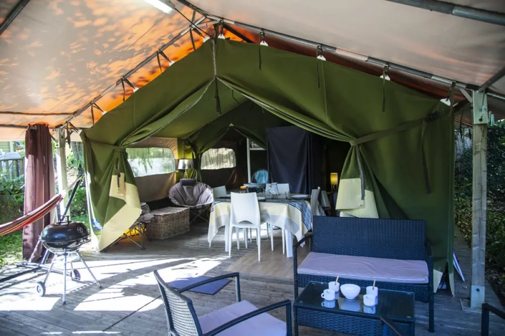 Camping du Lac de Bonnefon 3 étoiles★★★