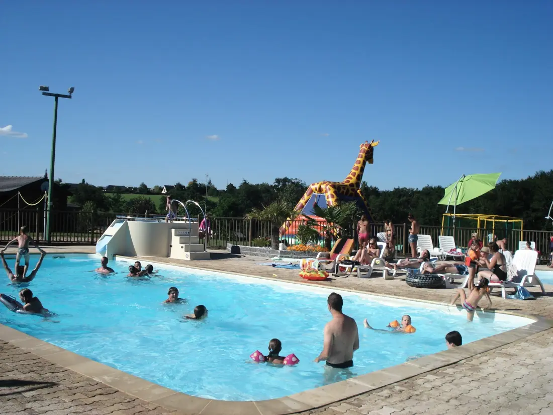 Camping du Lac de Bonnefon 3 étoiles★★★