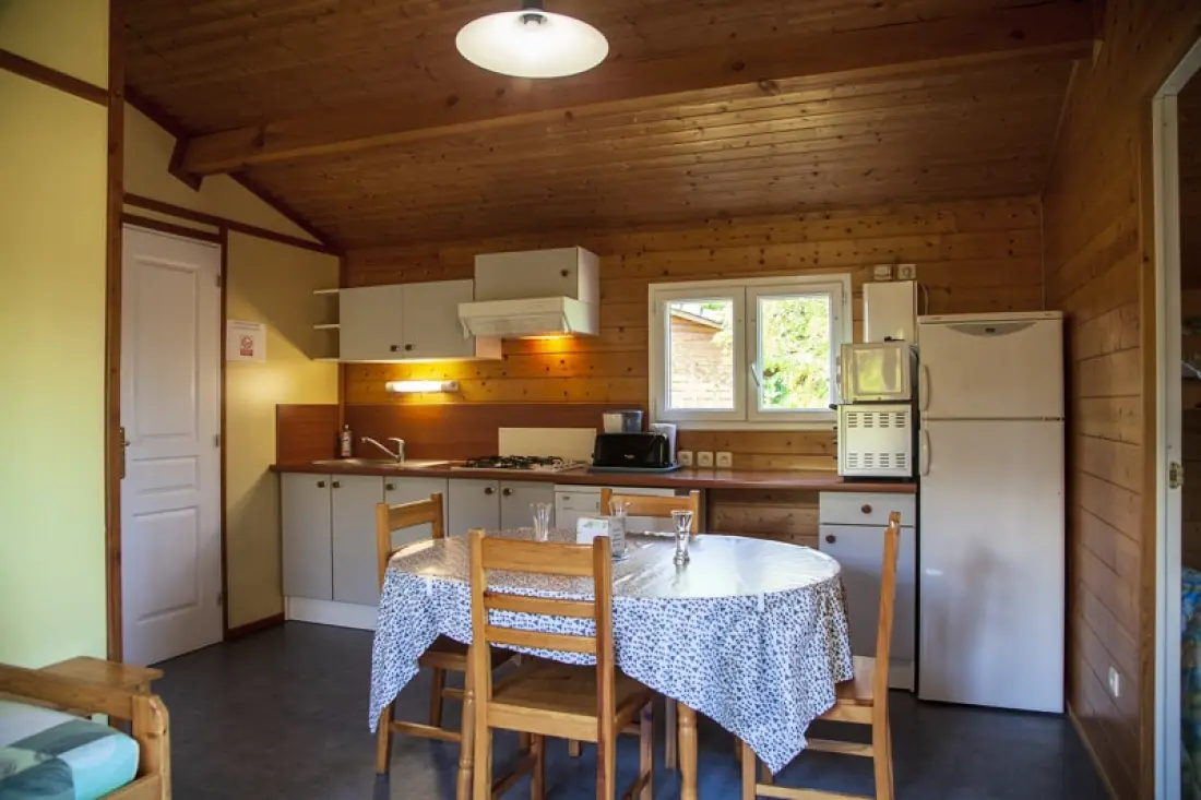 Camping du Lac de Bonnefon 3 étoiles★★★