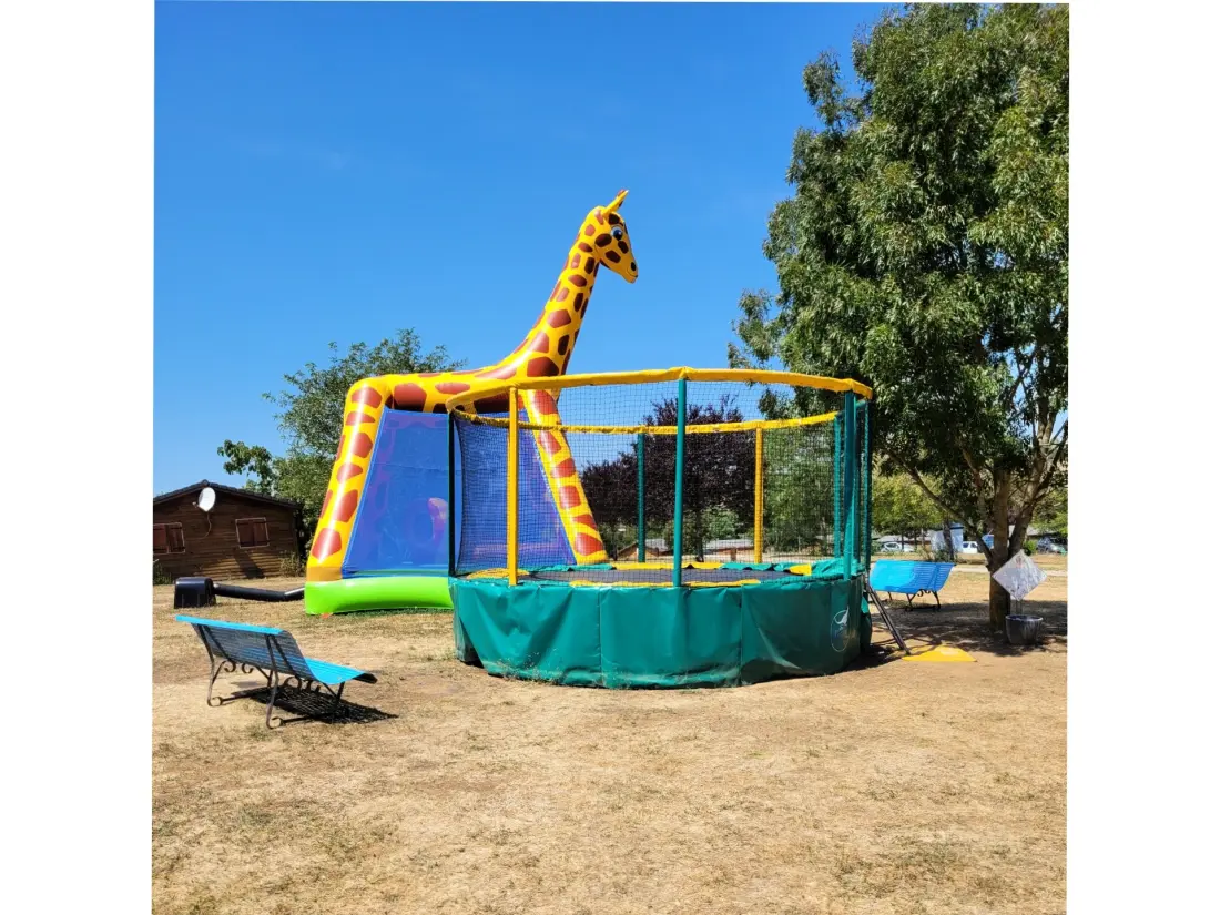 Camping du Lac de Bonnefon 3 étoiles★★★