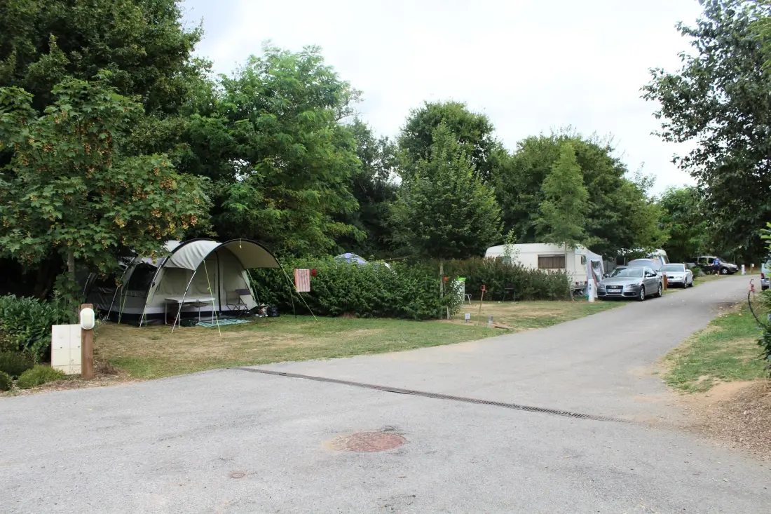Camping du Lac de Bonnefon 3 étoiles★★★