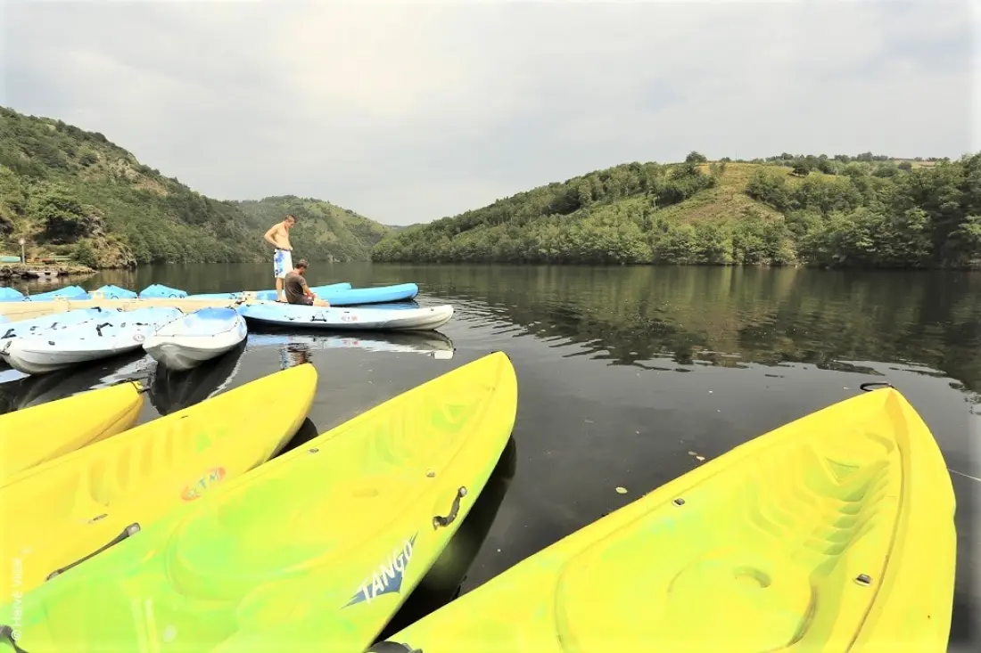 Flower Camping Le Belvédère - Auvergne - Cantal 4 étoiles★★★★