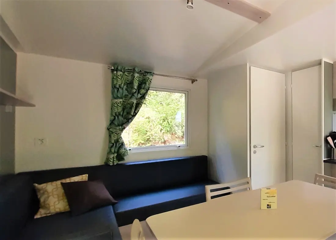 Flower Camping Le Belvédère - Auvergne - Cantal 4 étoiles★★★★
