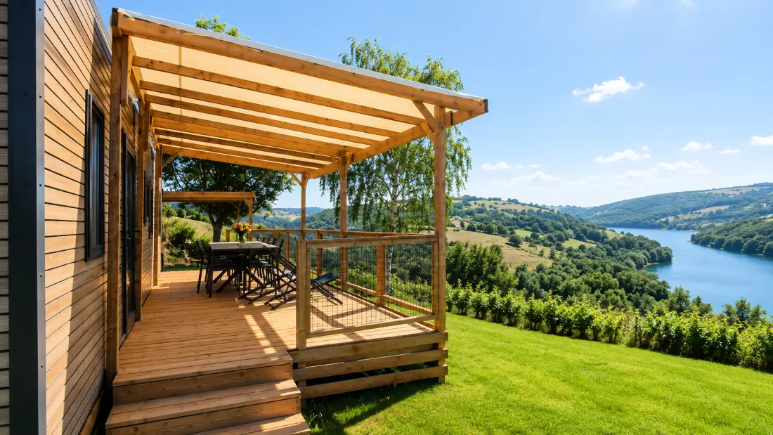 Flower Camping Le Belvédère - Auvergne - Cantal 4 étoiles★★★★