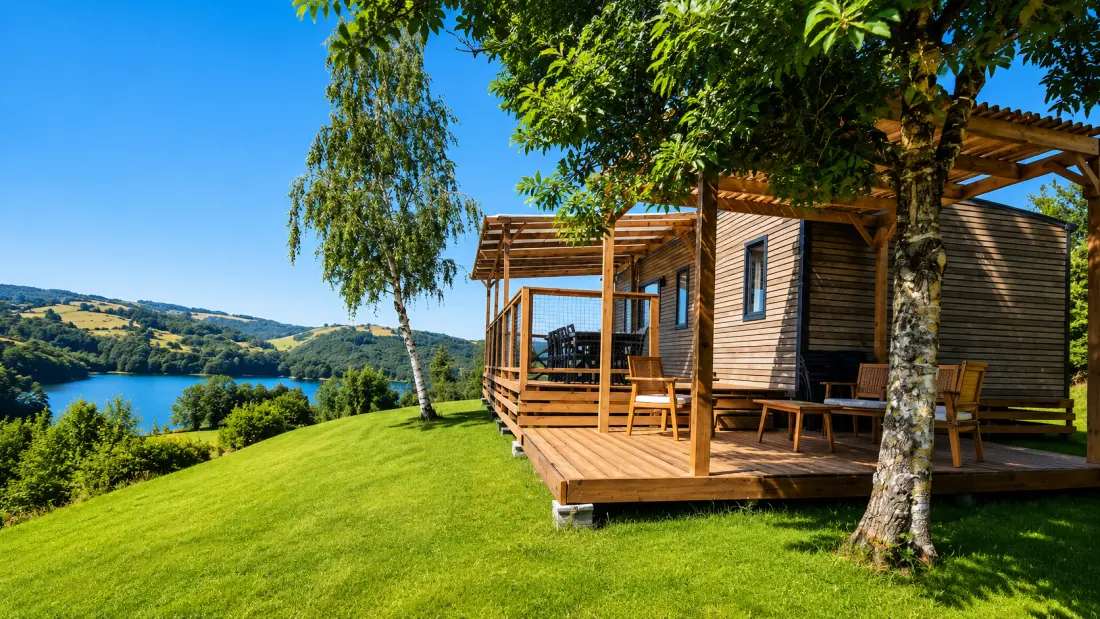 Flower Camping Le Belvédère - Auvergne - Cantal 4 étoiles★★★★