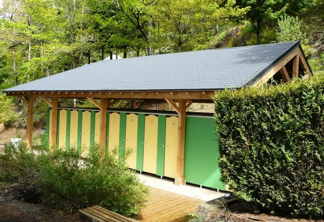 Flower Camping Le Belvédère - Auvergne - Cantal 4 étoiles★★★★