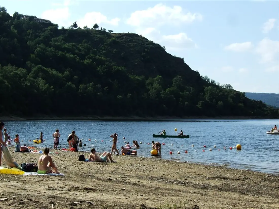 Flower Camping Le Belvédère - Auvergne - Cantal 4 étoiles★★★★
