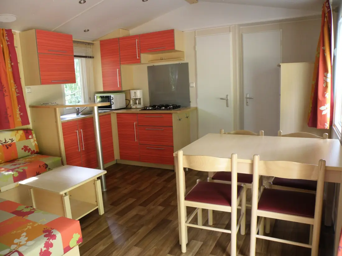 Flower Camping Le Belvédère - Auvergne - Cantal 4 étoiles★★★★