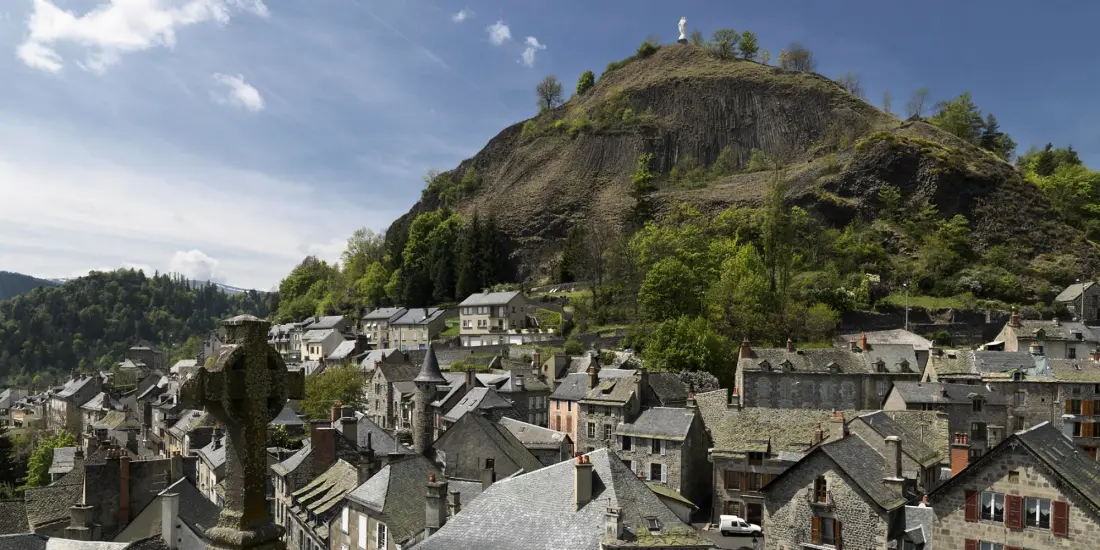 Flower Camping Le Belvédère - Auvergne - Cantal 4 étoiles★★★★