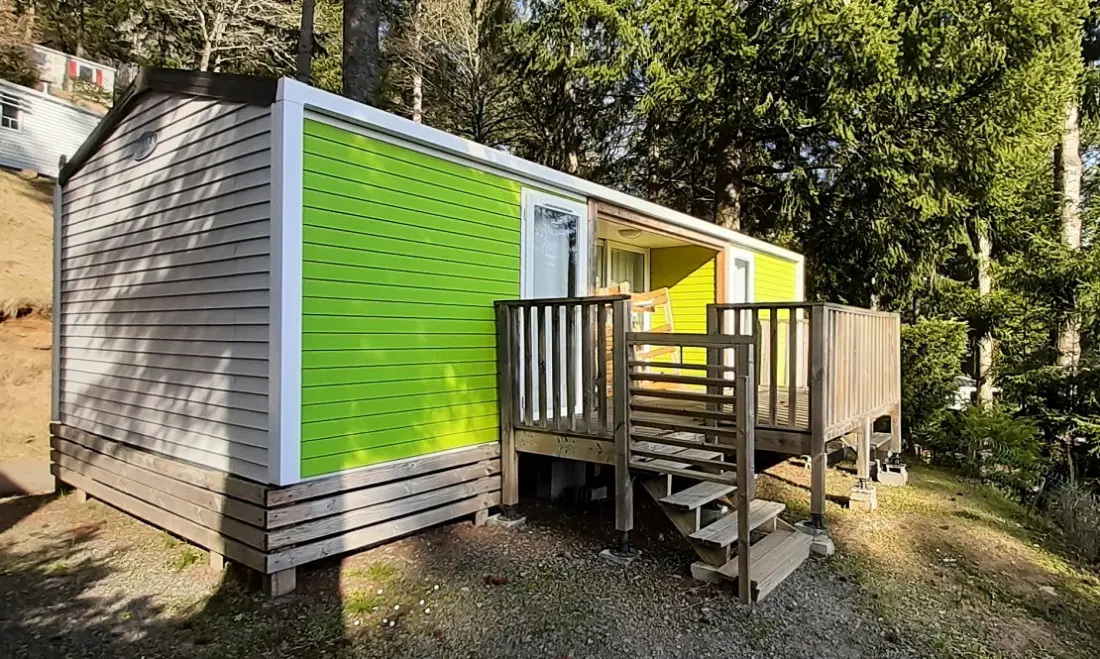 Flower Camping Le Belvédère - Auvergne - Cantal 4 étoiles★★★★