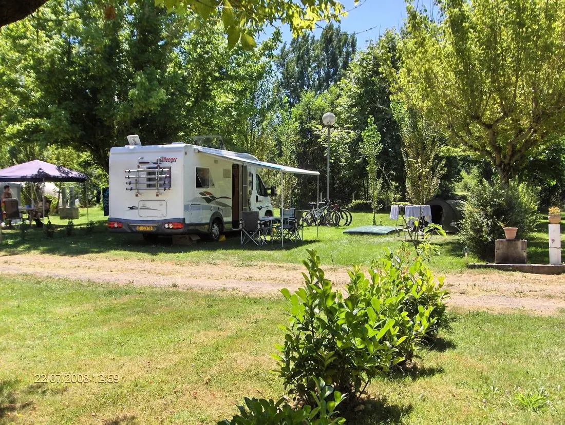 Camping Le Plein Air Neuvicois 3 étoiles★★★