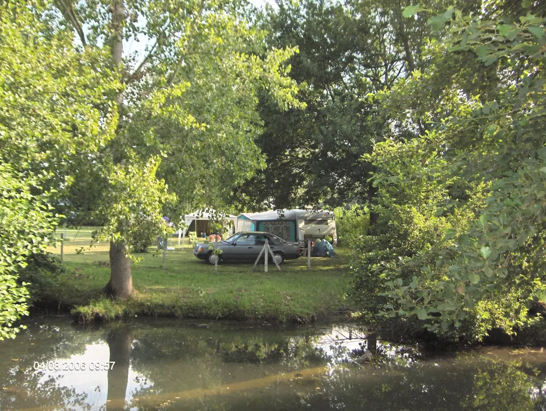 Camping Le Plein Air Neuvicois 3 étoiles★★★