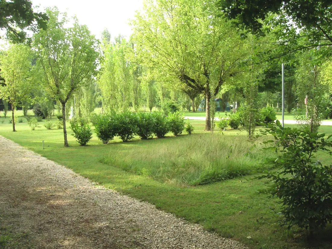 Camping Le Plein Air Neuvicois 3 étoiles★★★