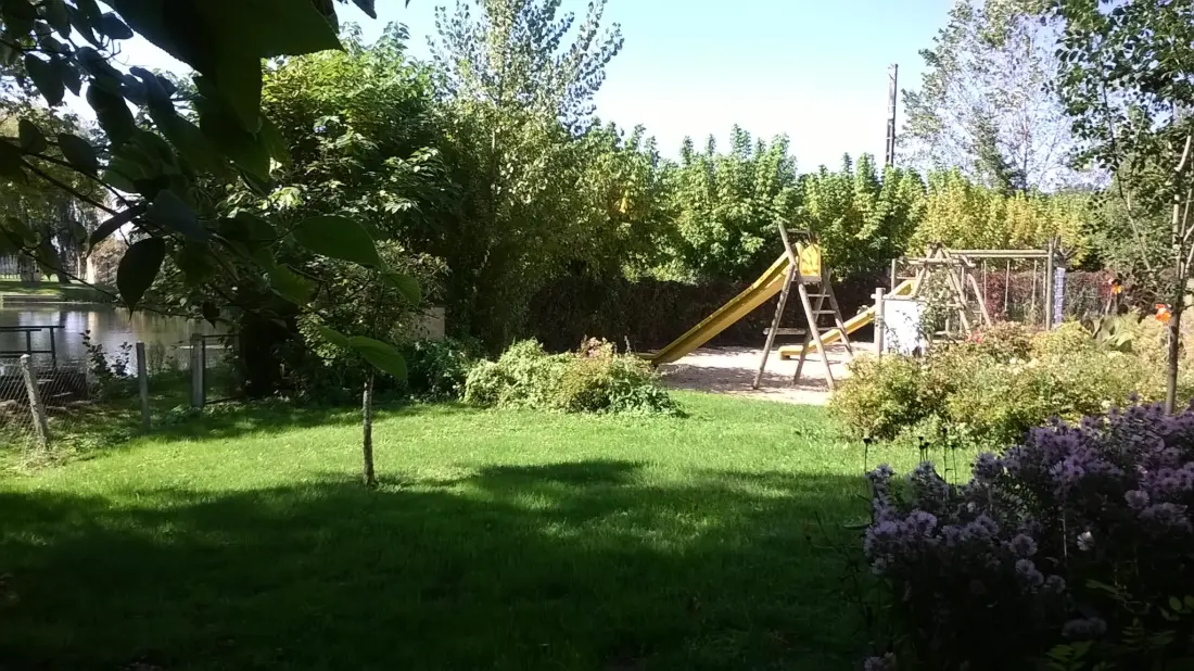 Camping Le Plein Air Neuvicois 3 étoiles★★★