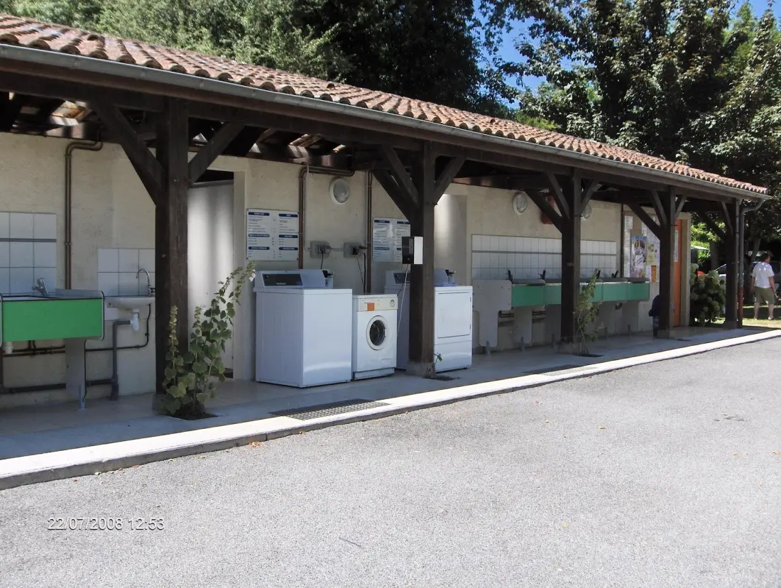 Camping Le Plein Air Neuvicois 3 étoiles★★★