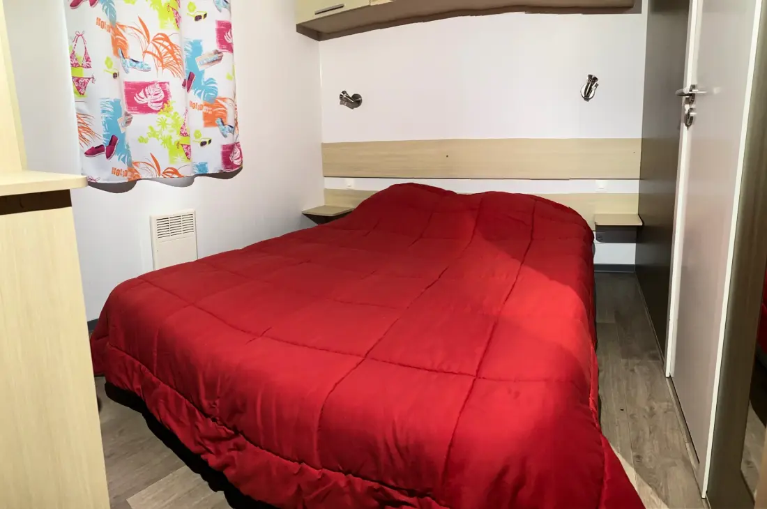Flower Camping Le Port de Neuvic 3 étoiles★★★