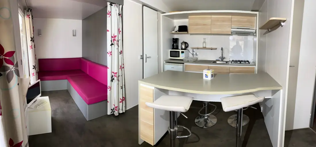 Flower Camping Le Port de Neuvic 3 étoiles★★★