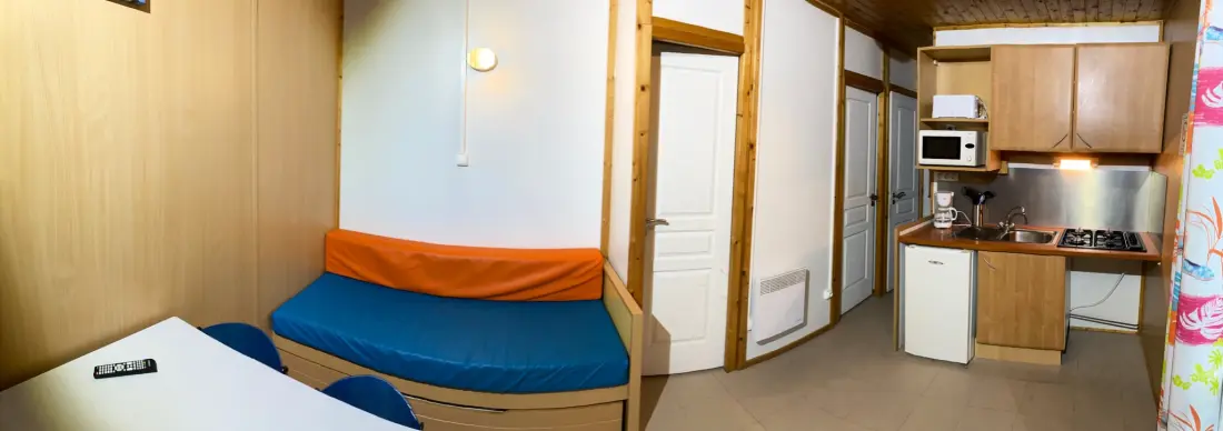Flower Camping Le Port de Neuvic 3 étoiles★★★