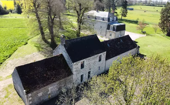 Maison de Vacances Neuvy-au-Houlme 2