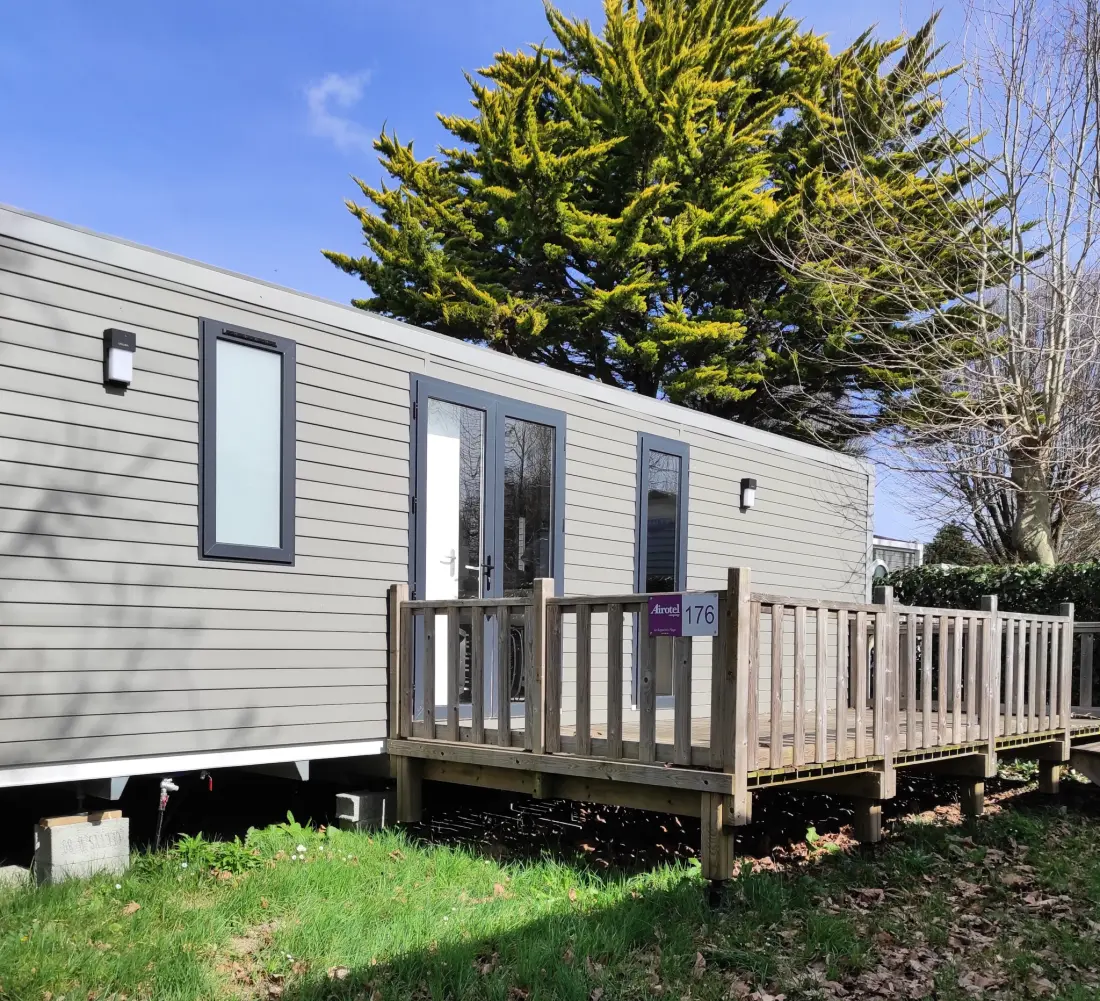 AIROTEL Camping LE RAGUENES PLAGE 4 étoiles★★★★