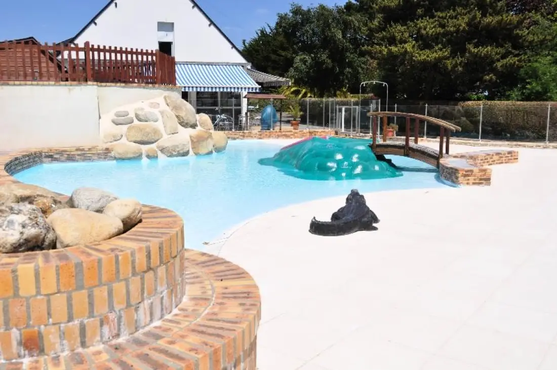 AIROTEL Camping LE RAGUENES PLAGE 4 étoiles★★★★