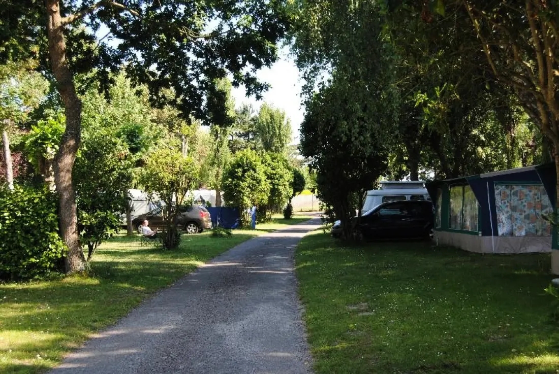 AIROTEL Camping LE RAGUENES PLAGE 4 étoiles★★★★