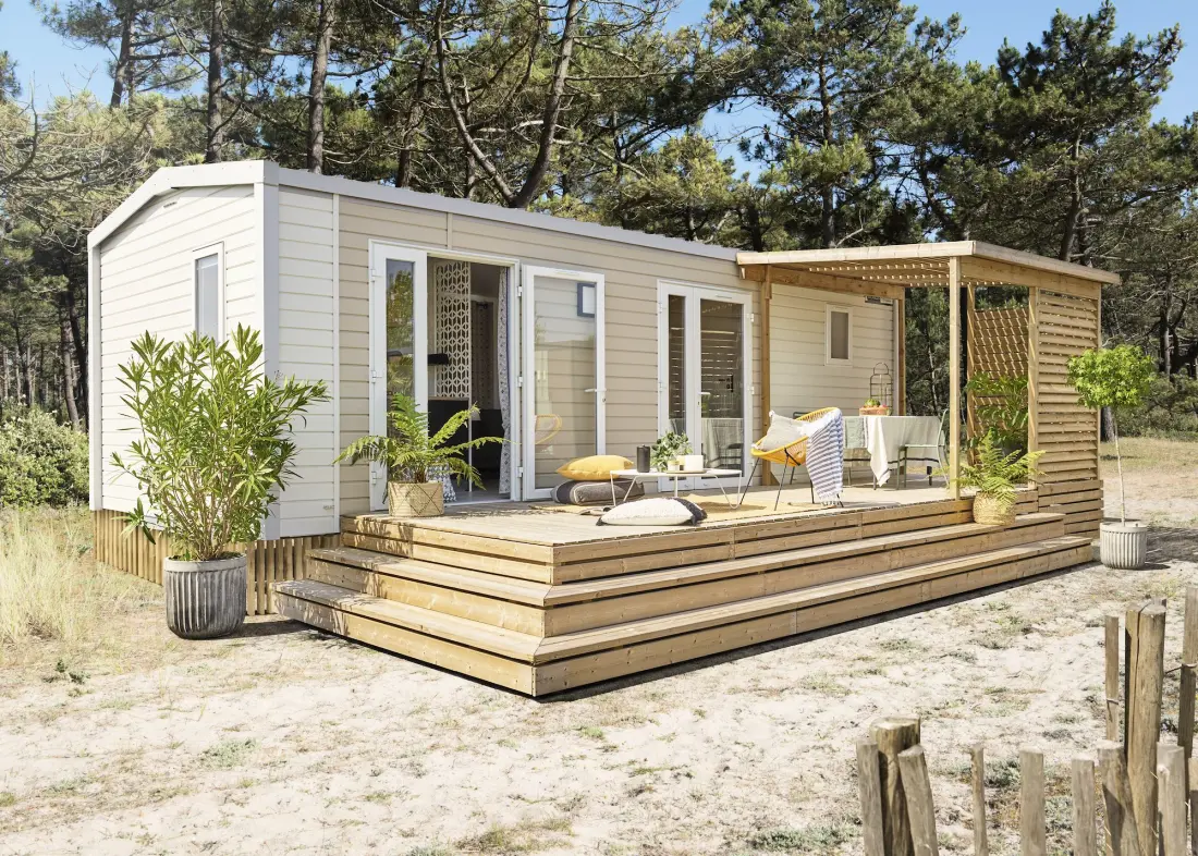 AIROTEL Camping LE RAGUENES PLAGE 4 étoiles★★★★
