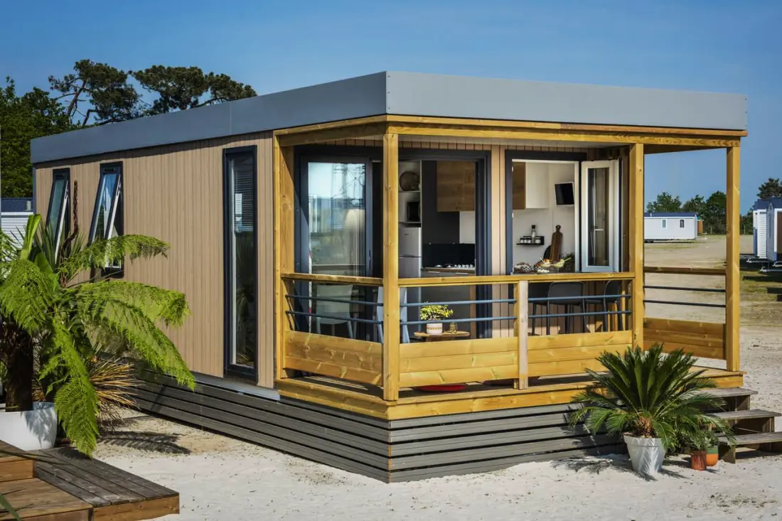 AIROTEL Camping LE RAGUENES PLAGE 4 étoiles★★★★