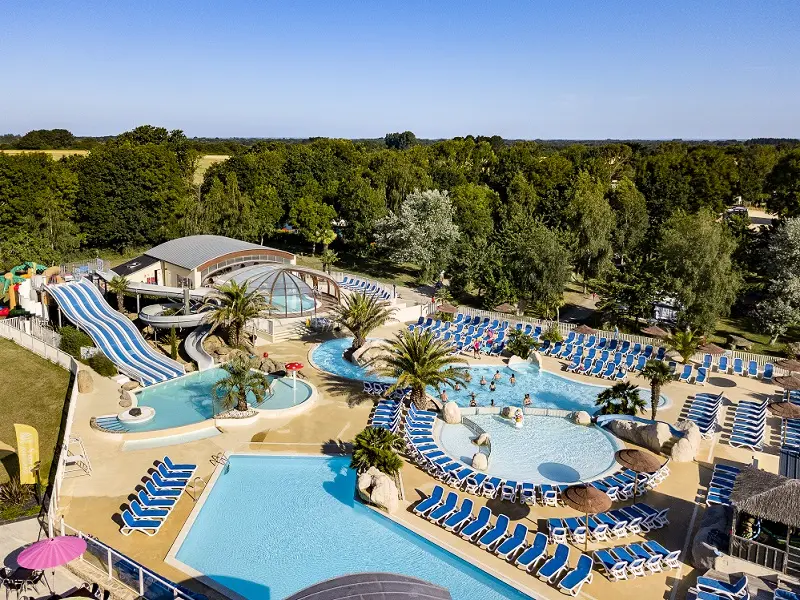 Camping Les Deux Fontaines 41 étoiles★