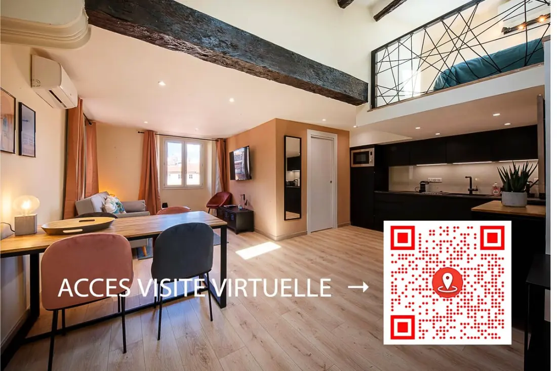 06a2 - Cœur Du Vieux Nice: Bel Appartement Rénové