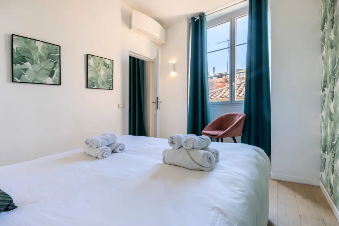 06a3 - Bel Appartement Au Cœur Du Vieux Nice