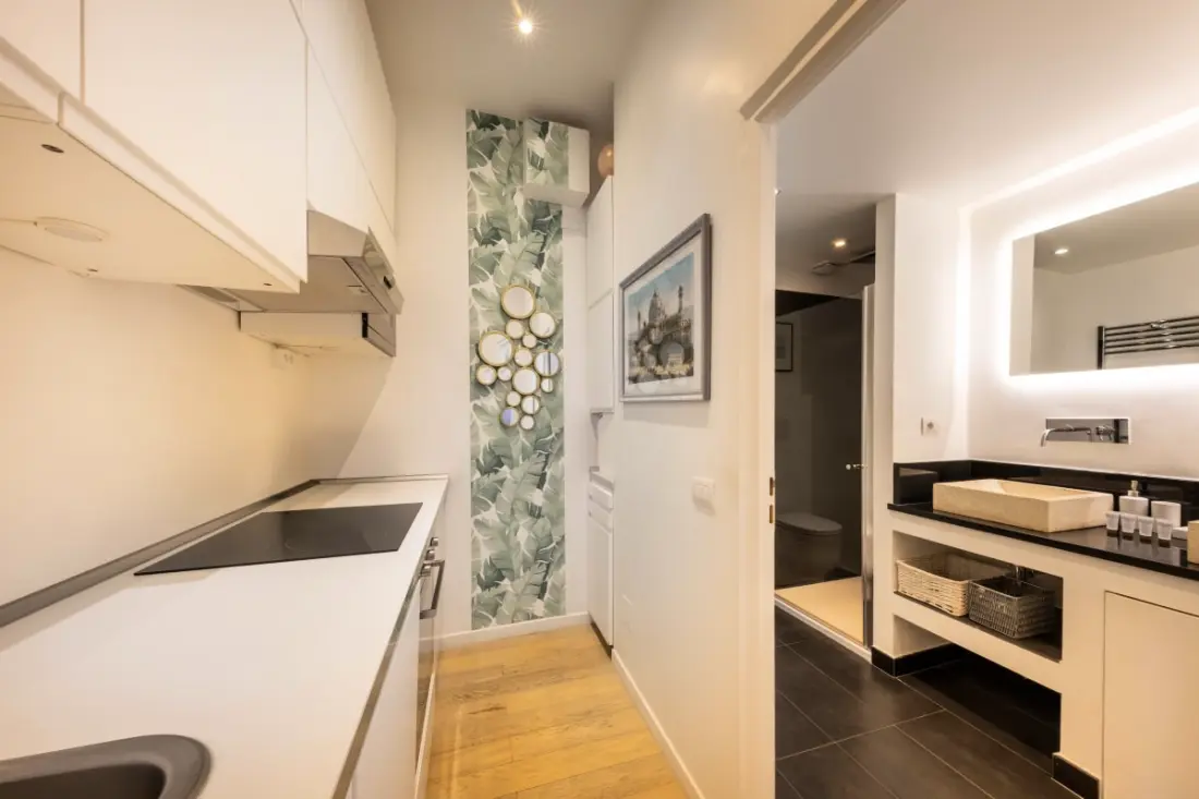 06a3 - Bel Appartement Au Cœur Du Vieux Nice
