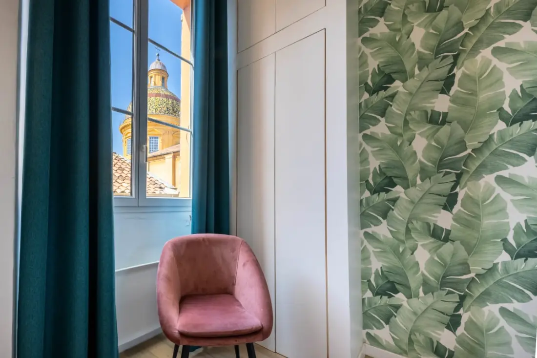 06a3 - Bel Appartement Au Cœur Du Vieux Nice