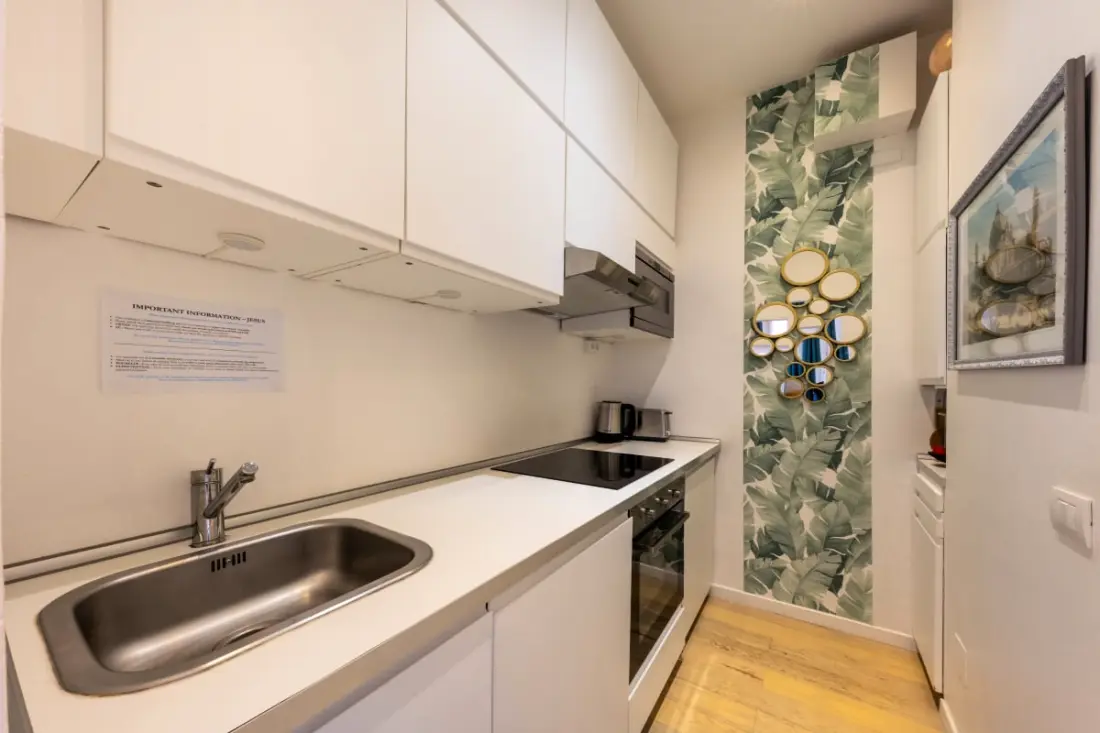 06a3 - Bel Appartement Au Cœur Du Vieux Nice