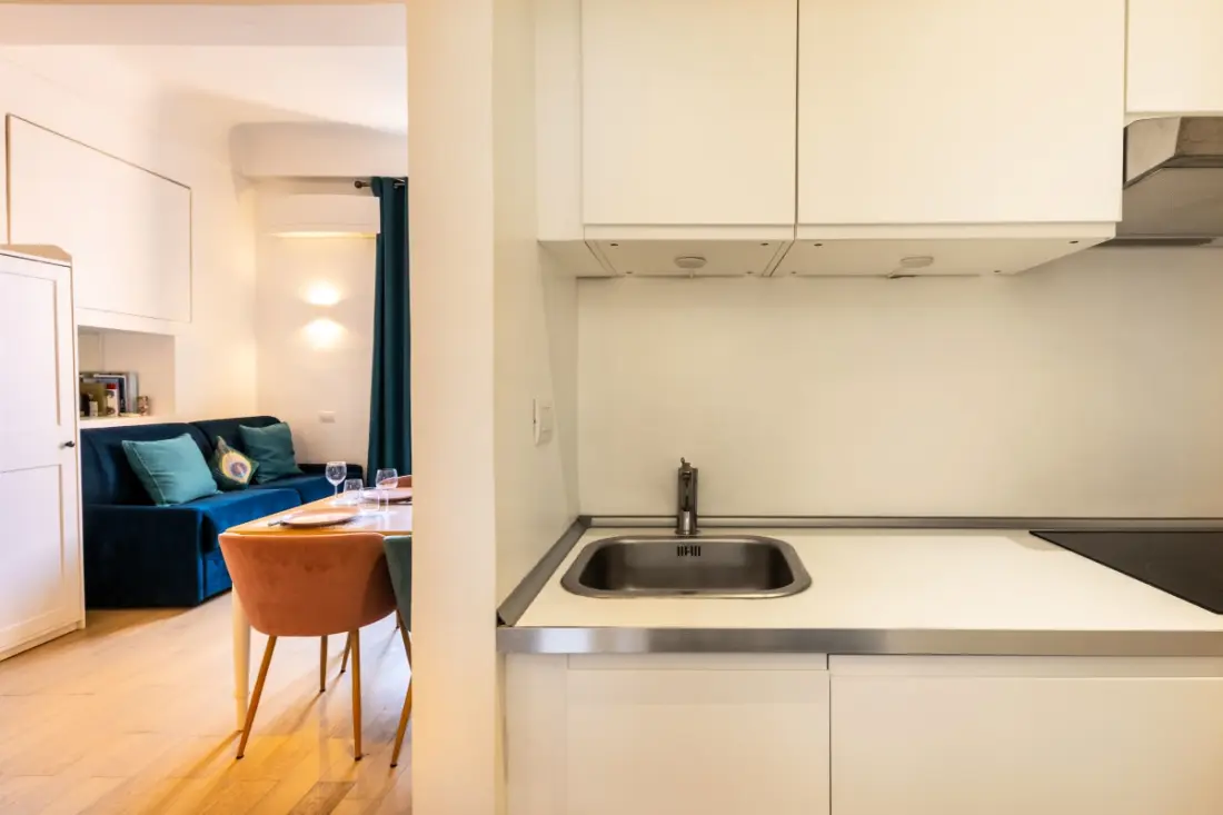 06a3 - Bel Appartement Au Cœur Du Vieux Nice