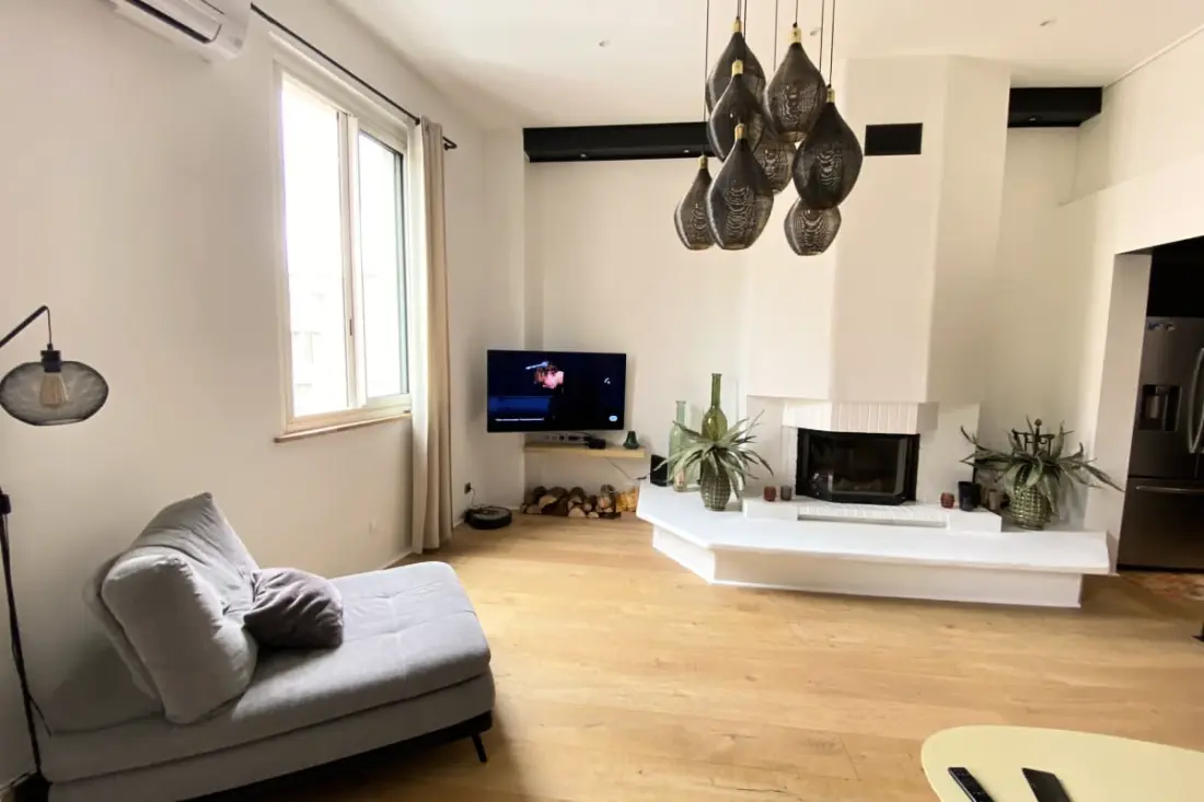 06bx : Superbe Loft - 100m2 - 6 Personnes