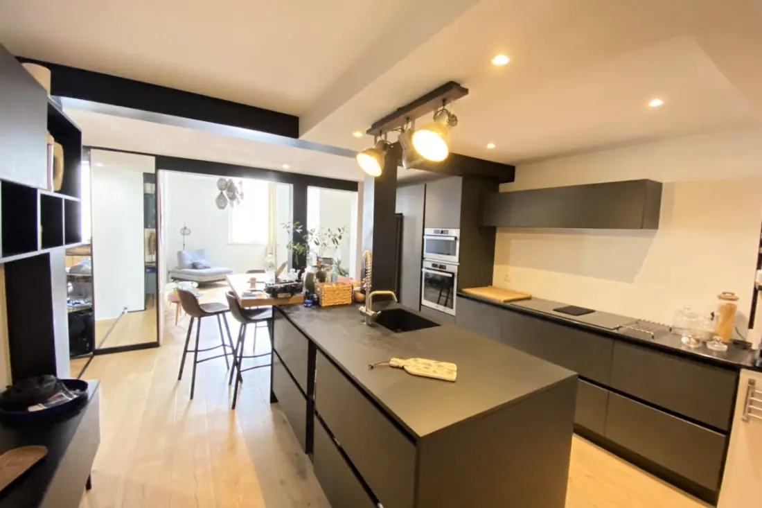 06bx : Superbe Loft - 100m2 - 6 Personnes