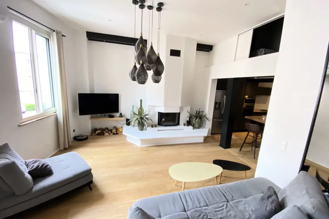 06bx : Superbe Loft - 100m2 - 6 Personnes