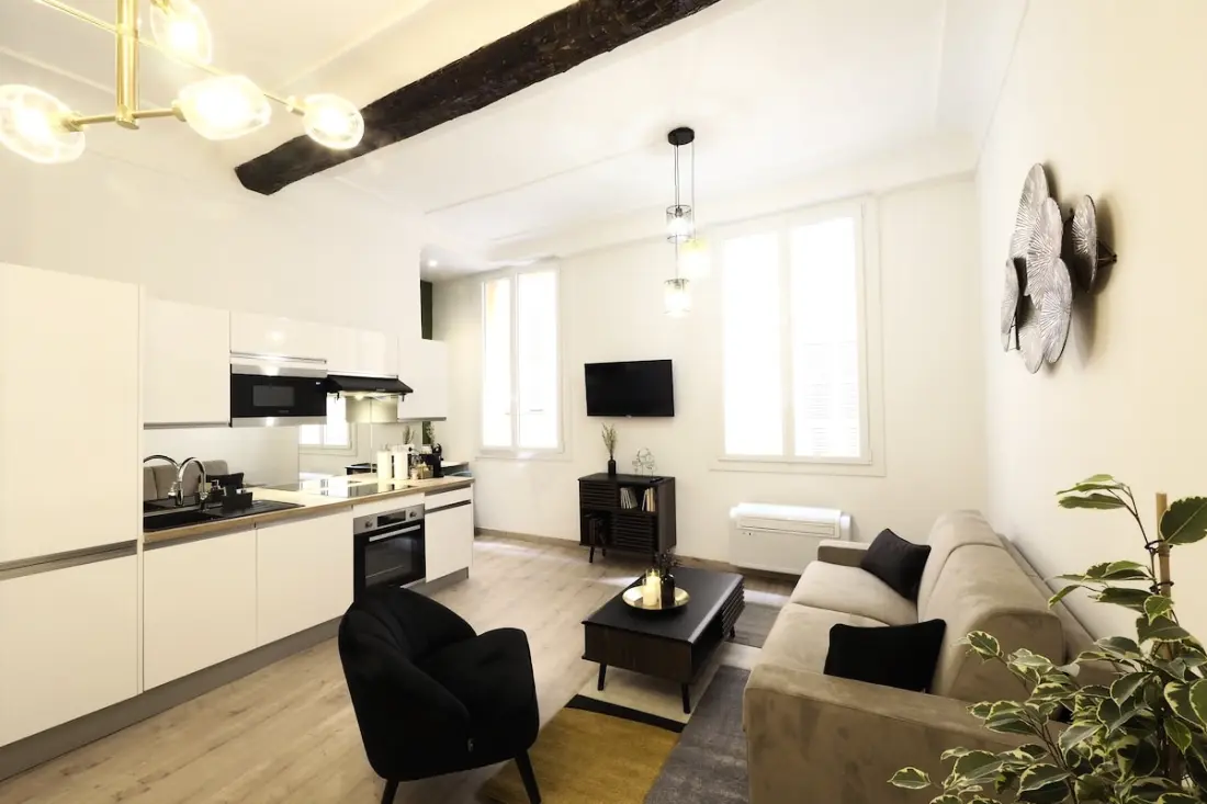 06r - Beau T2 Moderne - Vieux Nice
