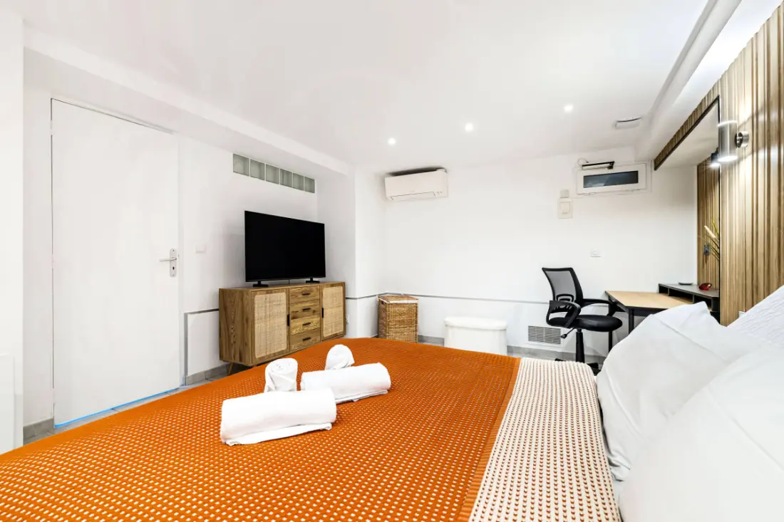 Appartement Charme De La Promenade, Vue Mer -