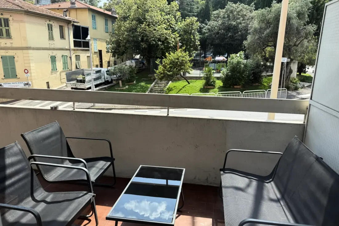 Appartement Familial Avec Terrasse Près De La Mer