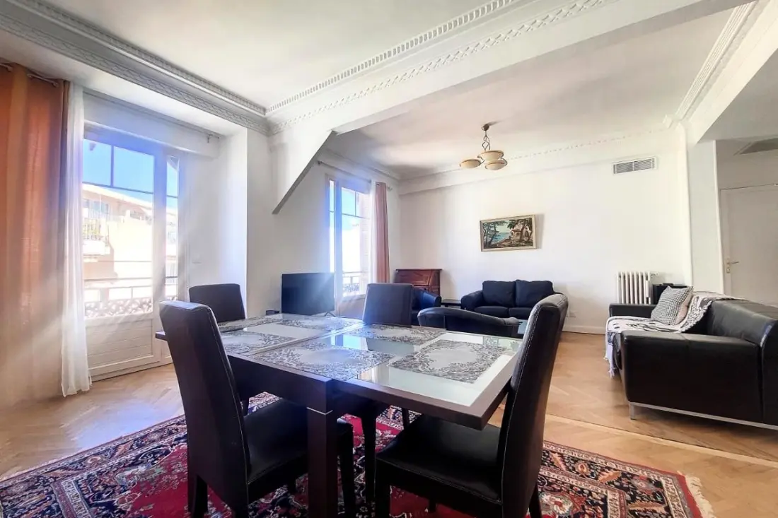 Appartement Lumineux Au Centre Ville