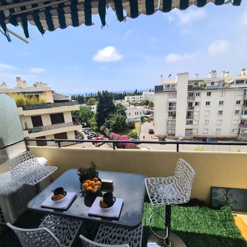 Bel Appart 3 Pièces, Balcon Ensoleillé  Vue Mer