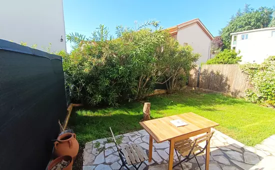 Appartement Rénové Avec Terrasse Et Jardin