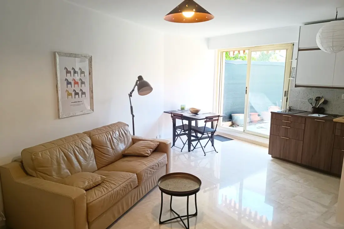 Appartement Rénové Avec Terrasse Et Jardin