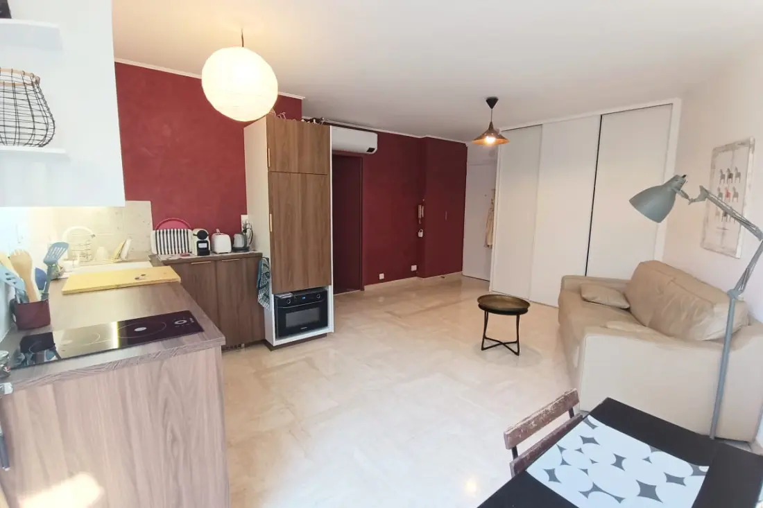 Appartement Rénové Avec Terrasse Et Jardin