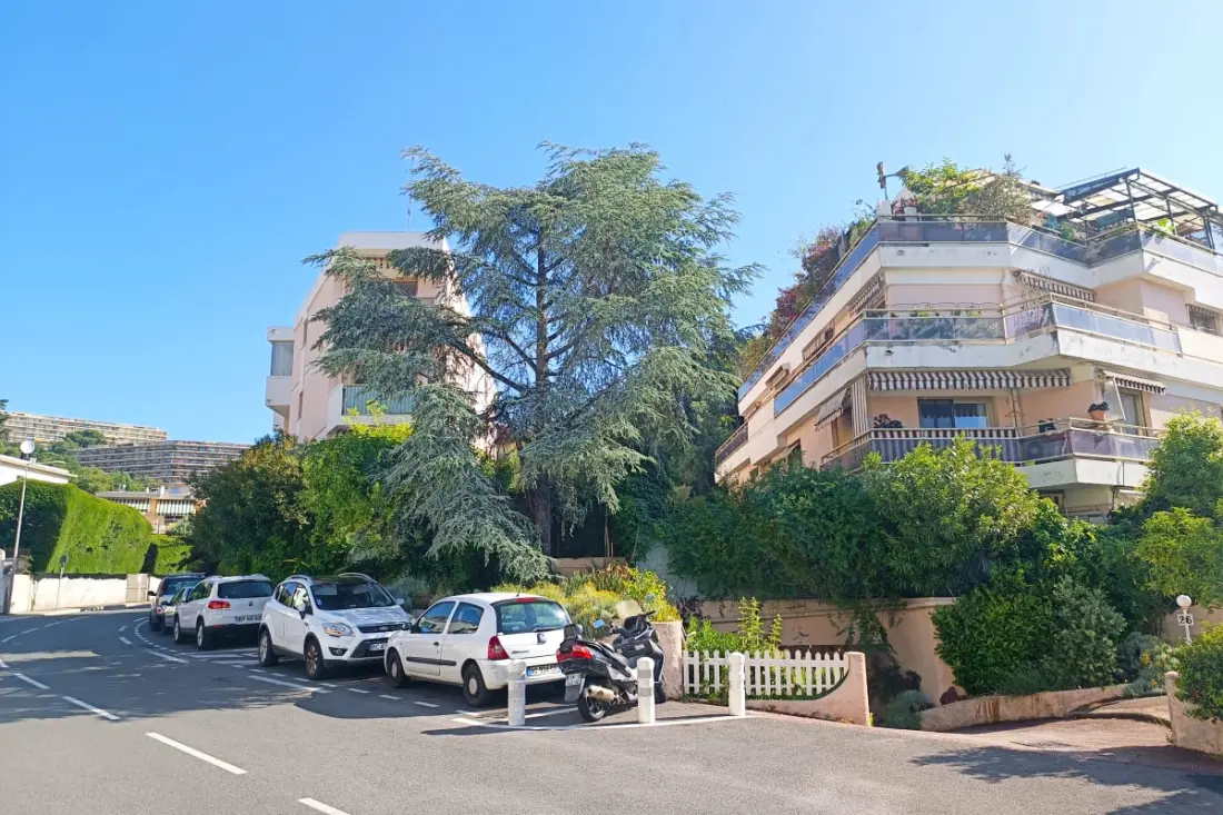 Appartement Rénové Avec Terrasse Et Jardin