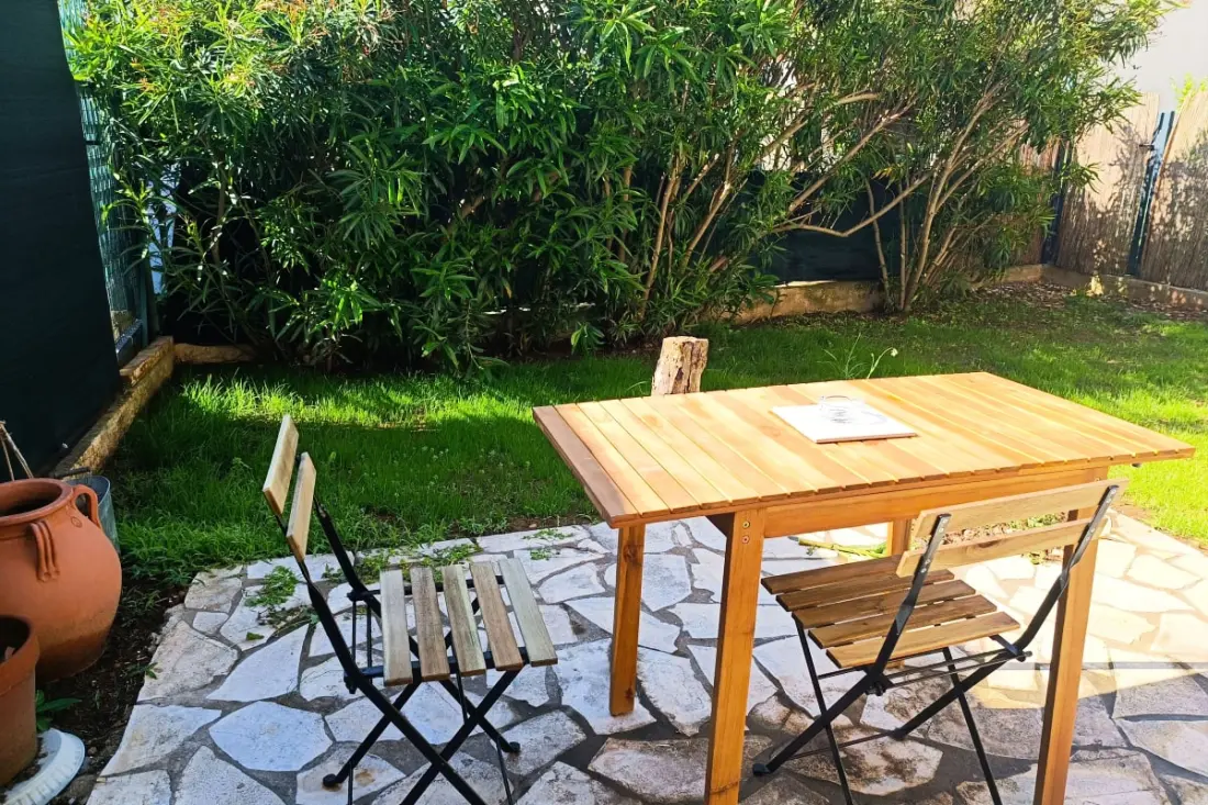 Appartement Rénové Avec Terrasse Et Jardin