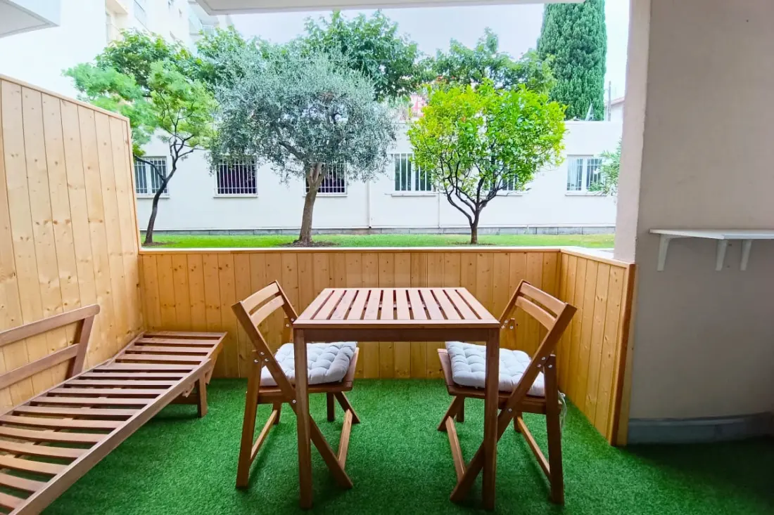 Beau Apt Avec Balcon - 5 Min De La Plage